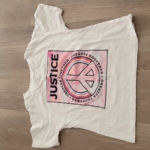 Girls graphic T-shirt. Brand=Justice. Size= 7-8. Color=White